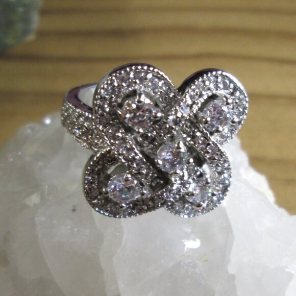 Cubic Zirconia Pavé Knot Cocktail Ring NWOT - Picture 4 of 10
